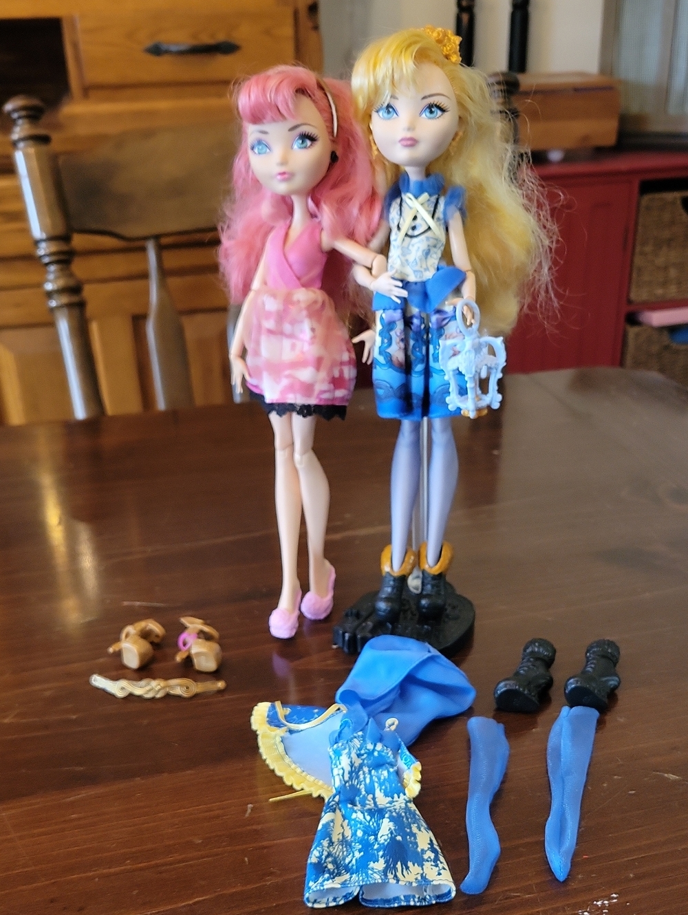 Blondie Lockes And Cupid Set! Ever After High - Picture 2 of 7